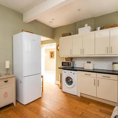 Pass The Keys Quaint 2 Bed Within City Walls Feriehus *